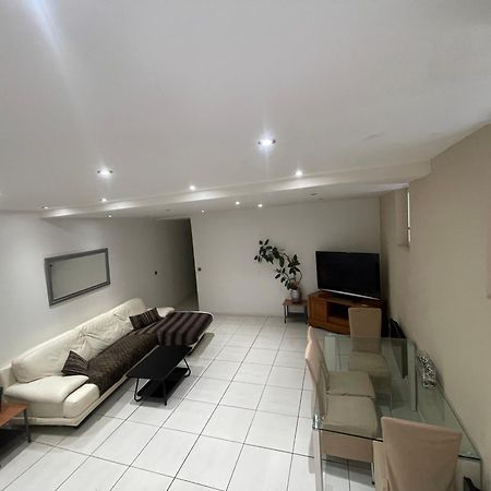 Tres Bel Appartement Pres De Montpellier Жиняк Екстериор снимка